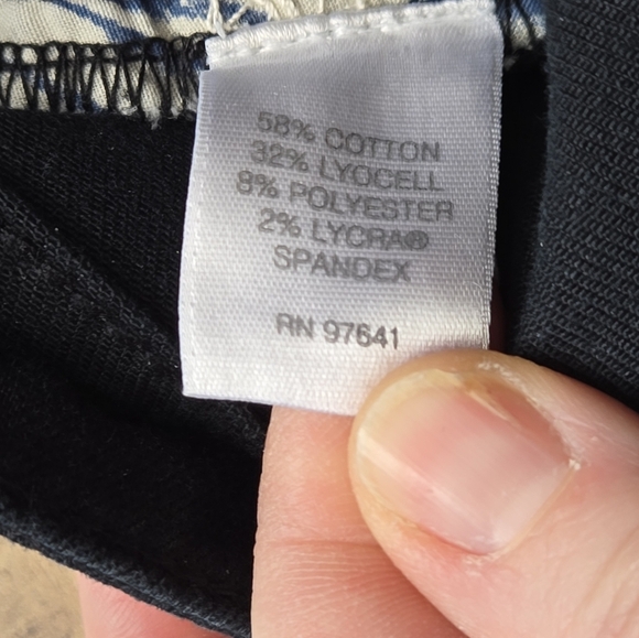 J.JILL denim size 4 Women's Black straight leg Jeans - Picture 9 of 9